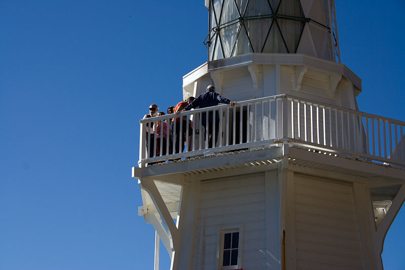 File:Akaroa Lighthouse 01.jpg