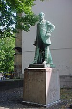 Vorschaubild für Alfred-Krupp-Denkmal an der Marktkirche