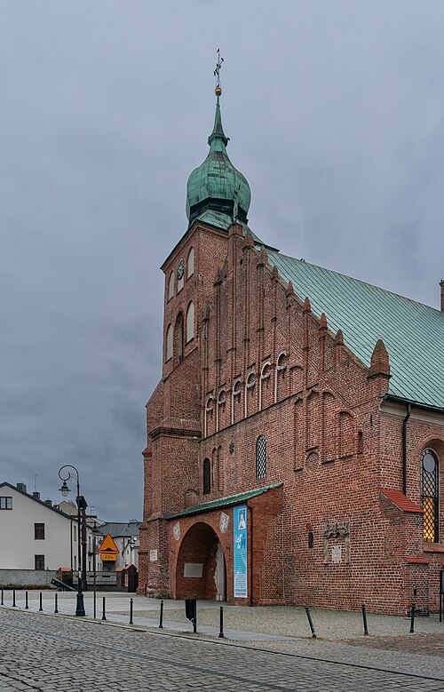 Collegiate Church, 14th century