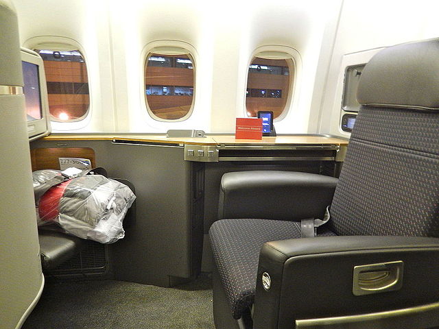 File American Airlines Boeing 777 300er First Class Jpg