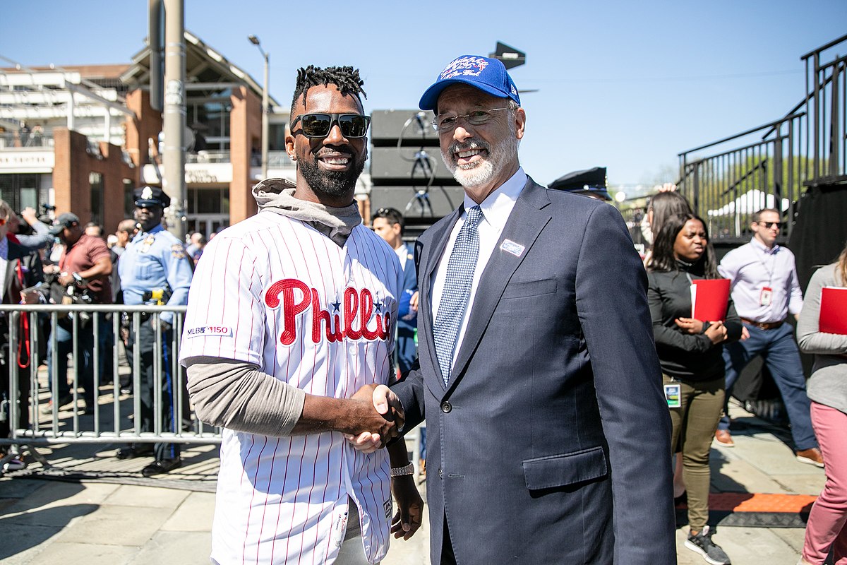 File:Andrew McCutchen and Tom Wolf (32686608477) (cropped).jpg