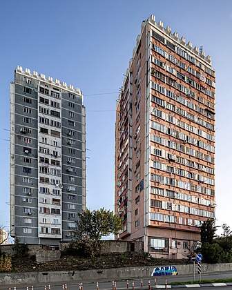 Apartment Building on Davit Kvachantiradze Street