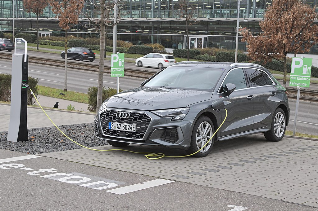 AUDI A3 SPORTBACK sportback-8y-2-0-tsfi-310-cv-gris-na Used - the parking