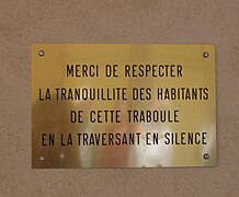 Un avertissement aux visiteurs.