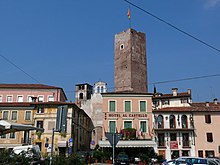 Il Castello Superiore visto da piazza Terraglio
