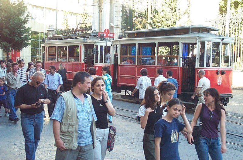 File:Beyoglu 4659.jpg