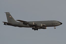 Boeing KC-135R 62-3576 (12919900305).jpg