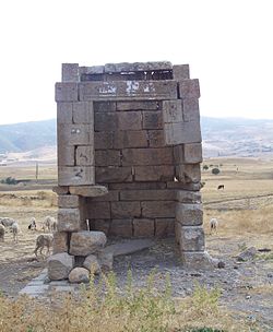 Ruína romana, chamada "Bordj Chemissa".