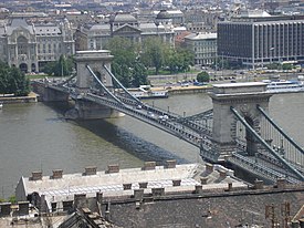 Budapest Chain Bridge.jpg