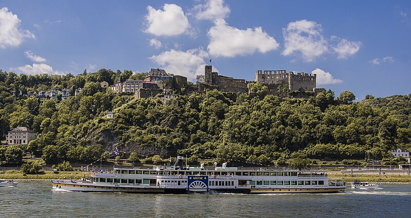 File:Burgruine Rheinfels xx.jpg