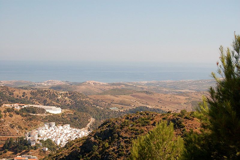 File:Casares (2875213780).jpg