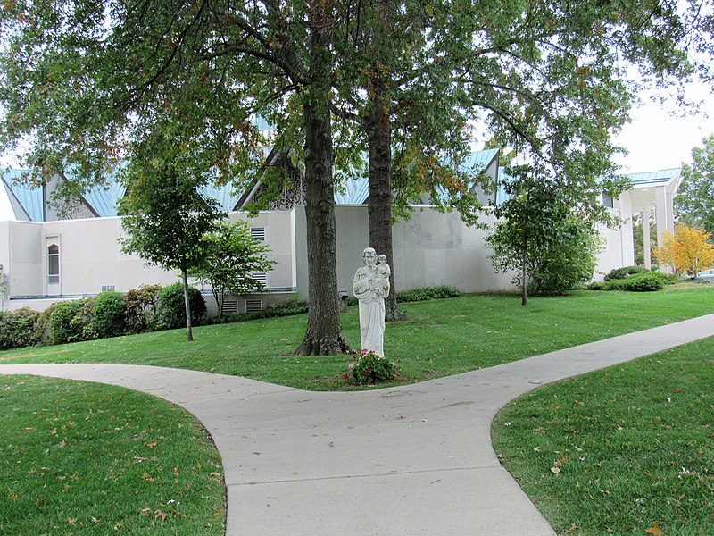 File:Cathedral of St. Joseph - Jefferson City, Missouri 10.jpg