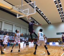 Chu scoring at the Nanyo Citizens Gymnasium Chukwudiebere Maduabum Yamagata.png