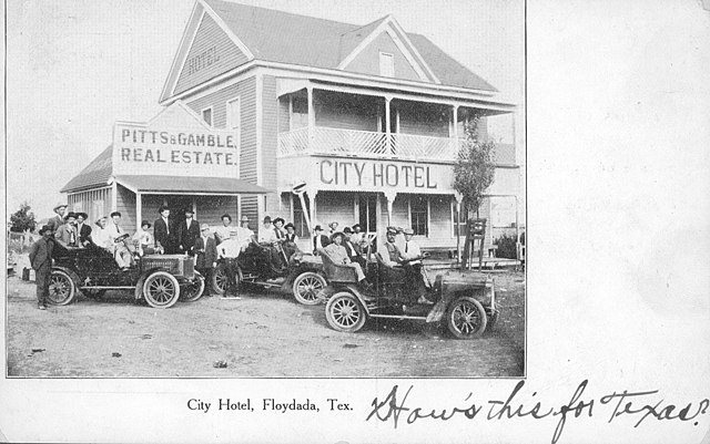 Postcard of City Hotel in Floydada, unknown date