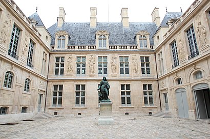 How to get to Musée Carnavalet with public transit - About the place