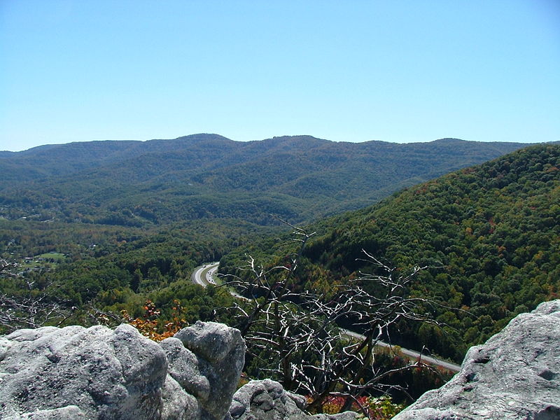 File:Cross Mountain TN.jpg