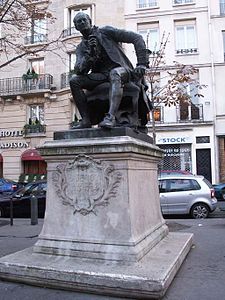 Monument à Denis Diderot (1886), au no 145 boulevard Saint-Germain à Paris.