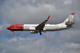 Norwegian Air International-fly med Edvard Grieg på halen på London Gatwick lufthavn.