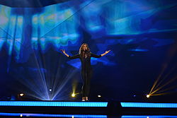 Despina Olympiou esittämässä kappalettaan Eurovision laulukilpailun harjoituksissa.