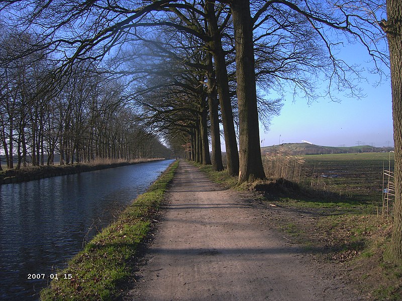 File:Eindhovenskanaal Gulberg Razob - panoramio.jpg