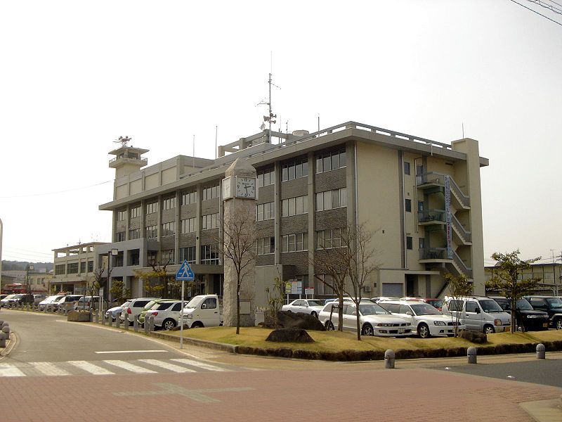 File:Ena City Hall2008-1.jpg