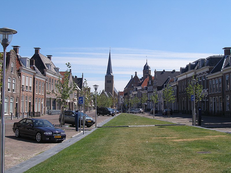 File:Franeker Voorstraat.jpg