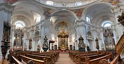 View towards the high altar Fulda-Dom-innen.jpg