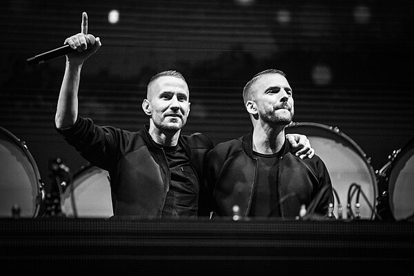 Galantis performing in 2018