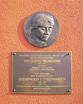 Gedenktafel an Brigitte Reimanns Wohnhaus in Hoyerswerda