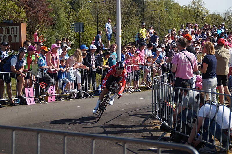 File:Giro d'Italia 2016 DSC04929 Maxime Monfort (26875092025).jpg