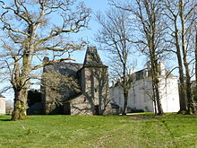 Hôtellerie et château de Pontveix (Conquereuil).jpg