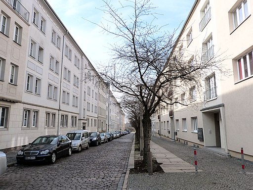 HAL-Parkstraße