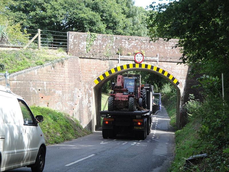 File:Havenstreet Station Road railway bridge traffic.JPG