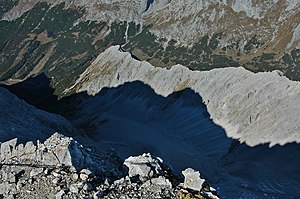 Hochalmkreuz (at the end of the ridge) and Schlauchkar