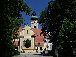 Hohengebraching-Kirche-Mariä-Himmelfahrt-Südansicht