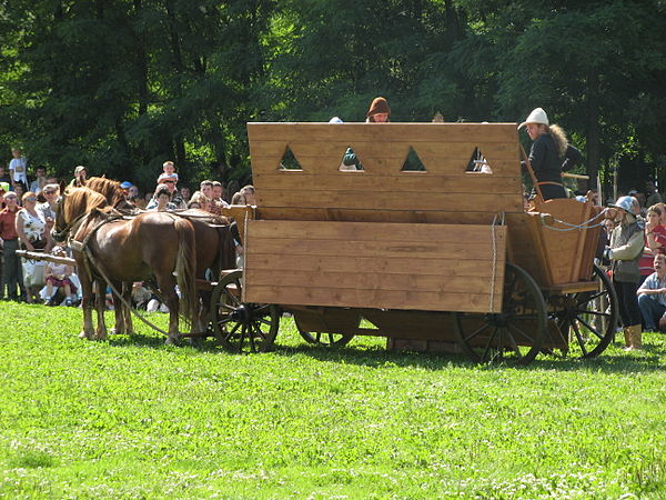 Modern reconstruction of Hussite war wagon