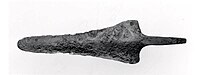 A bronze Hyksos-period spearhead, found in Lachish (1780–1580 BC).[173]