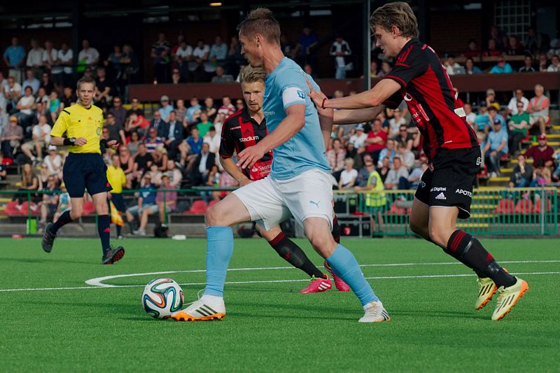 File:IF Brommapojkarna-Malmö FF - 2014-07-06 18-52-10 (7082).jpg