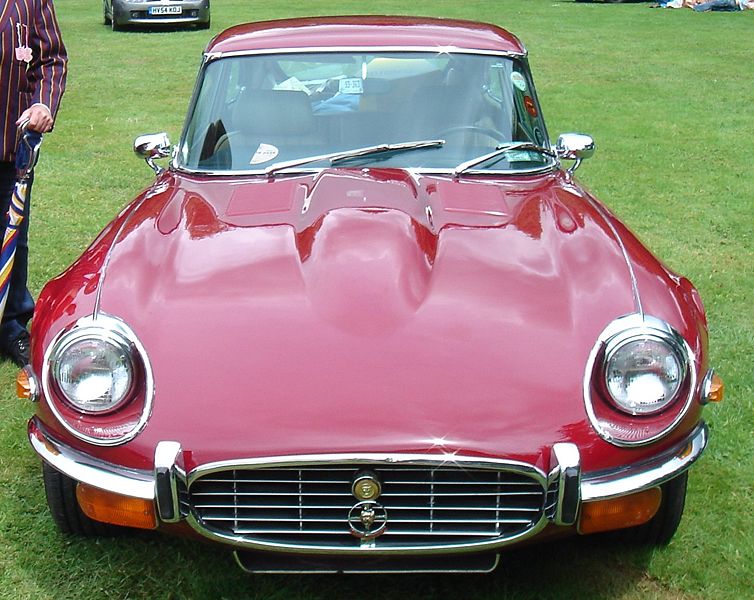 File:Jaguar E-Type SIII.jpg