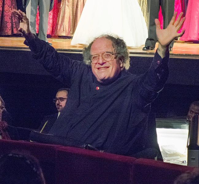 File:James Levine 2013.jpg