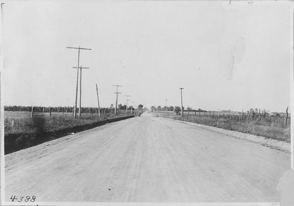 The JH near Leon, Iowa, in 1917