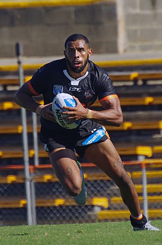 Fortune Salaire Mensuel de Josh Addo Carr Combien gagne t il d argent ? 14 000 000,00 euros mensuels