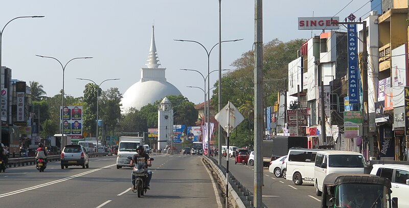 File:KalutaraGalleRoad.jpg