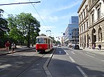 Karlovo náměstí, tramvaj linky 2 (01).jpg