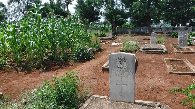 File:Kisumu war cemetary.jpg