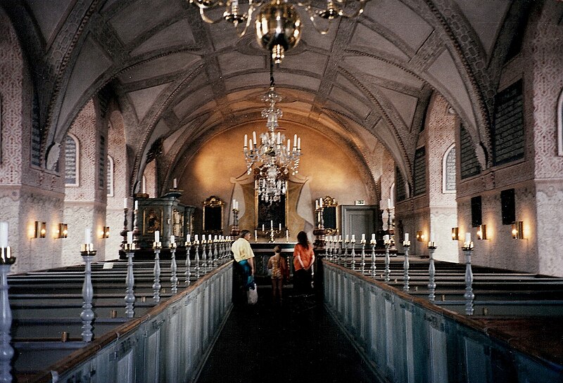 File:Kyrkan i slottet.jpg