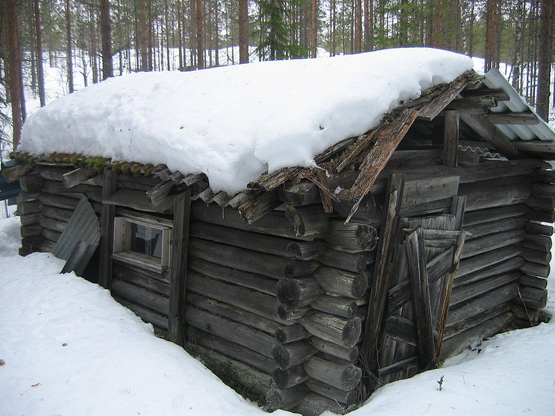 File:Lamminvaara hut.JPG