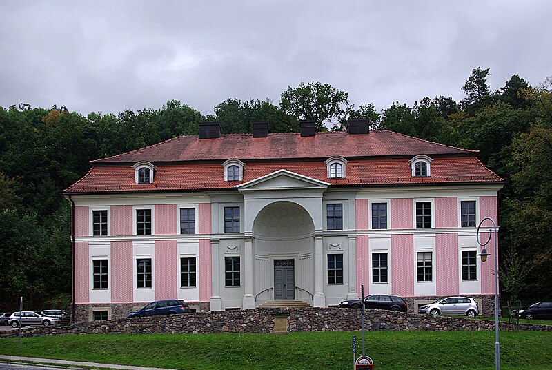 File:Landhaus Bad Freienwalde.jpg