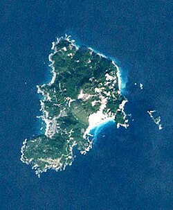 Landsat Kozushima Island.jpg