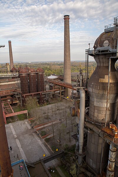 File:Landschaftspark Duisburg Nord (25643643138).jpg